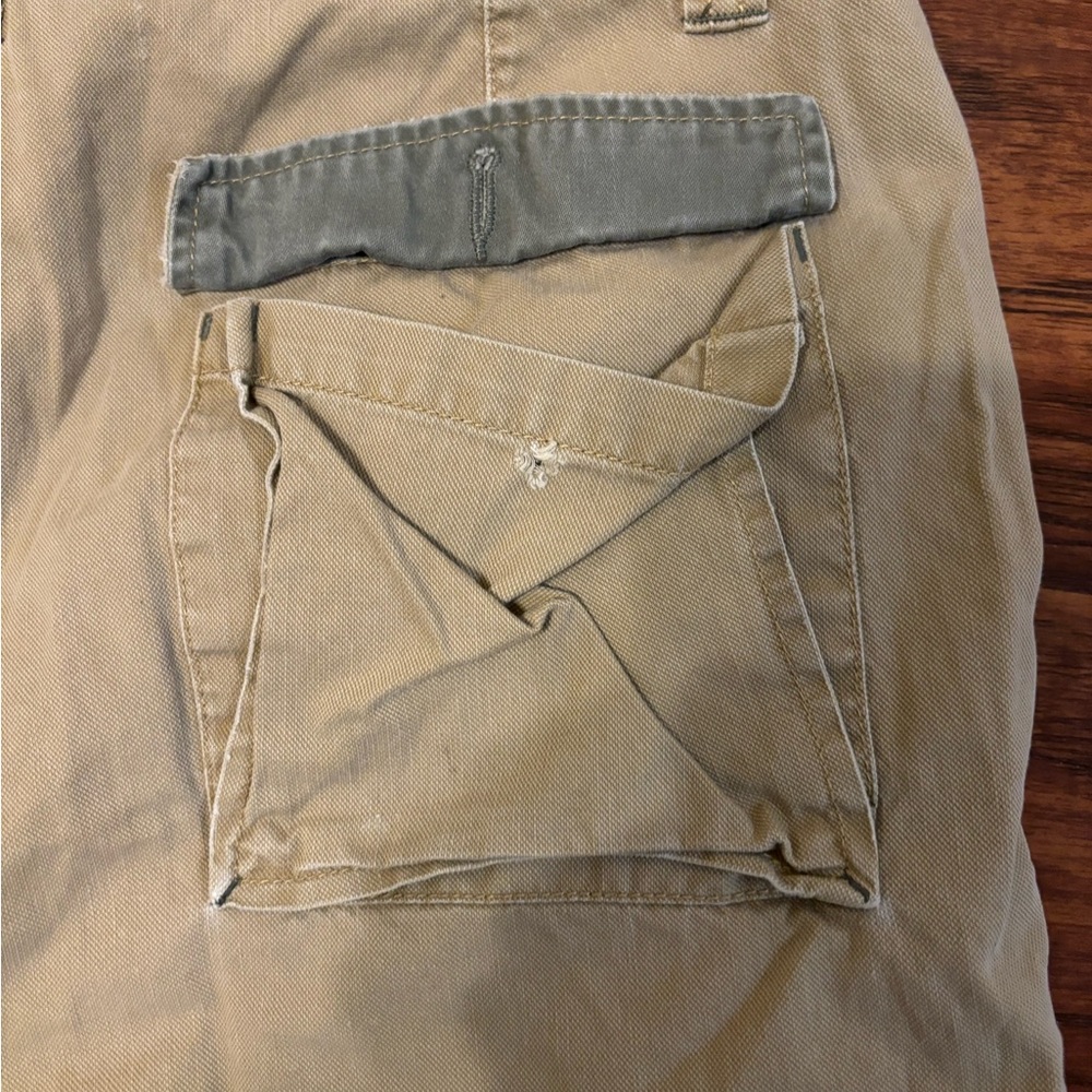 Red label hilfiger men draw string khaki pants - Picture 14 of 14